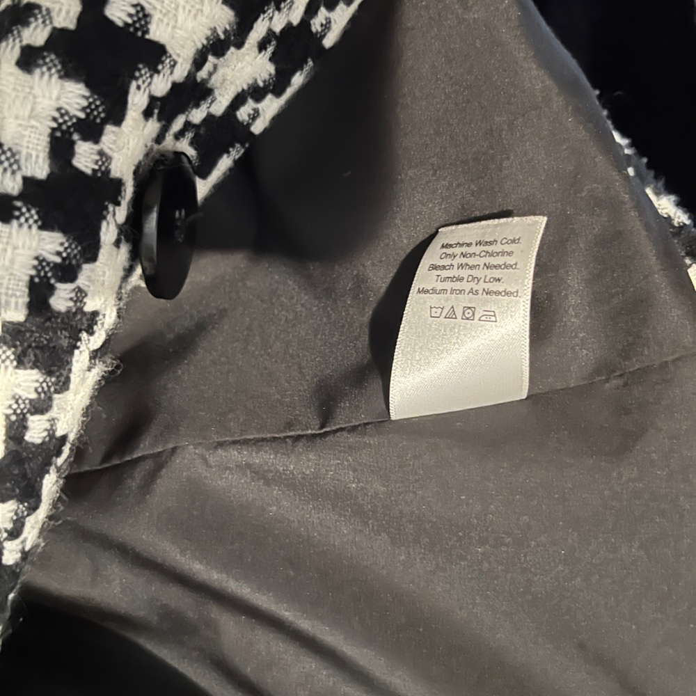 Black and White Blazer Houndstooth Blazer - Picture 8 of 9